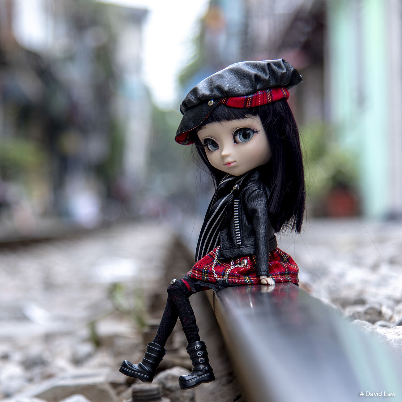 Hanoi Rails Square copie